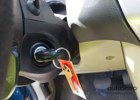 2013 Ford Focus Se из США, поврежденный, VIN 1FADP3K27DL198891